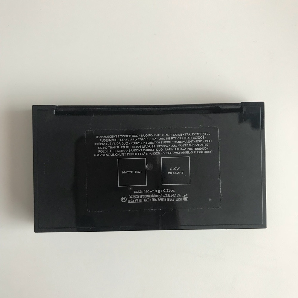 Bareminerals Invisible Light translucent Powder - Picture 2 of 3